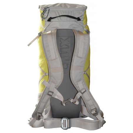 Rückseite Crux AX50 Rucksack mit langer Trageschlaufe und gepolstertem Tragesystem