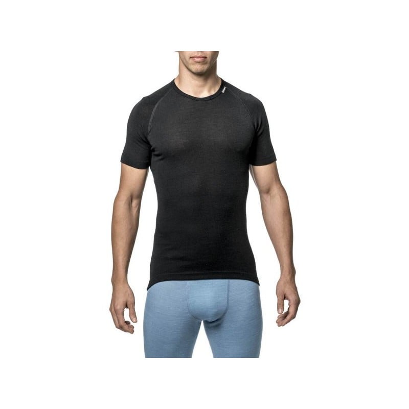 Woolpower Lite T-Shirt Unisex männliches Model Woolpower Lite T-Shirt Unisex männliches Model