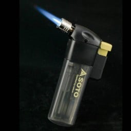 Soto Pocket Torch gezündet