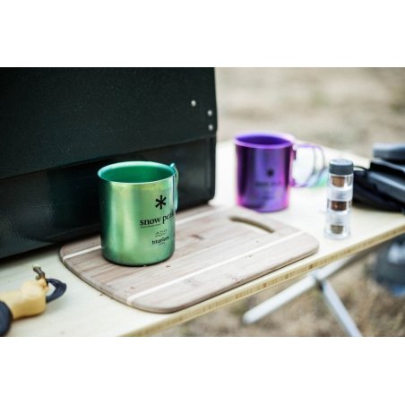 Snow Peak Titanium Double Wall Cup im Einsatz