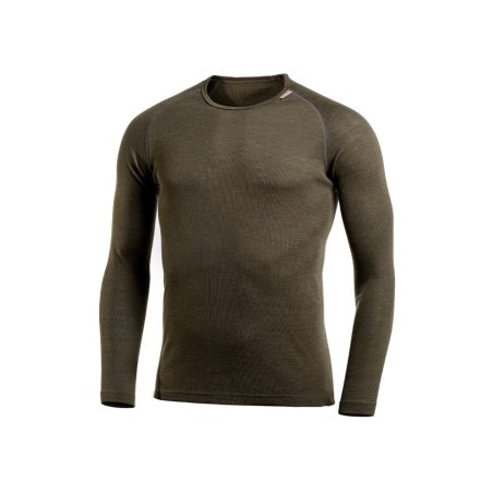 Woolpower Lite Crewneck Oliv Merino Longsleeve männliches Modell