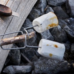 Grandpa's Fire Fork mit Marshmellows