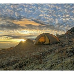 Hilleberg Niak Zelt Sand im Einsatz