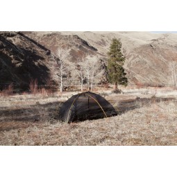 Hilleberg Allak Mesh-Innenzelt freistehend aufgebaut mit separat erhältlichem Gestänge