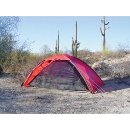 Hilleberg Unna Mesh-Innenzelt in das gleichnamige Zeltmodell eingebaut