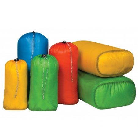 Granite Gear Air Bags in verschiedenen Größen nebeneinander