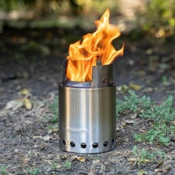 Solo Stove Titan Holzofen im Einsatz