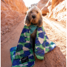 Therm-a-Rest Juno Blanket im Einsatz auf Hund