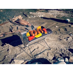 UCO Mini Flatpack Grill- und Feuerschale L im Einsatz