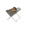 UCO Mini Flatpack Grill- und Feuerschale L mit Feuerholz darin