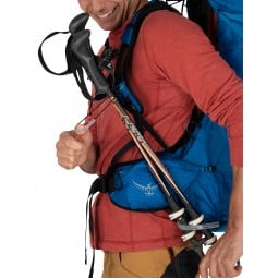 Osprey Exos 48 Rucksack mit Stow-On-the-Go Halterung zum Verstauen der Trekkingstöcke