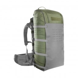 Base Carrier Pack zusammen mit Base Carrier Flap auf Lastenkraxe fixiert (beides nicht enthalten!)