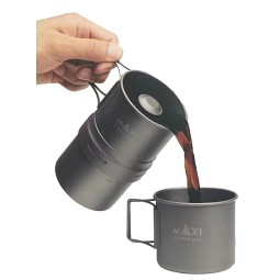 Maxi Life Enhance My Clean Coffeemaker Titanium im Einsatz