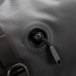 Ortlieb Seat Pack QR Schwarz  mit Ventil für ein kompakteres Packmaß