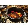 GSI Guidecast Dutch Oven 5 Qt im Einsatz mit Lebensmitteln darin