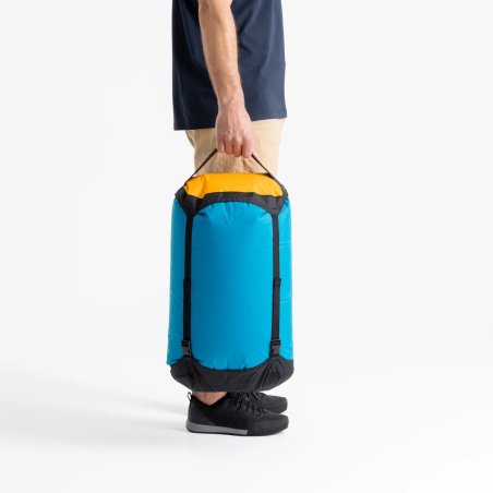 Sea to Summit Evac Compression Dry Bag High Rise 35l Größenvergleich