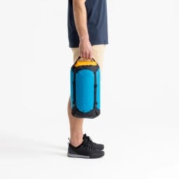 Sea to Summit Evac Compression Dry Bag High Rise 13l Größenvergleich