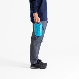 Sea to Summit Ultra Sil Stuff Sack High Rise 1,5 l im Größenvergleich