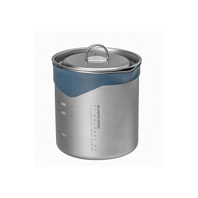 Evernew Ti Solo Pot NH beispielhaft mit Silikonschutz Evernew Ti Solo Pot NH beispielhaft mit Silikonschutz