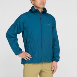 Montbell UL Stretch Wind Hooded Jacket Frontansicht beispielhaft in blau