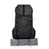 Z-Lite Isomattebeispielhaft unter Liteway Biggie Rucksack 65L befestigt