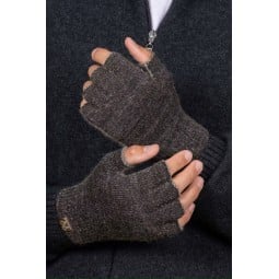 Noble Wilde Polyprop Possum Fingerless Glove Black/Marl im Einsatz