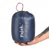 Core 550 Daunenschlafsack Modell 2023 mit seinem Packsack auf ein Minimum komprimiert