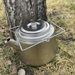 SilverAnt Titanium Bushcraft Kettle draußen im Einsatz