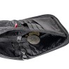 Tatonka Zip Money Box RFID B Innentasche beispielhaft mit Münzen gefüllt