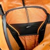 Blick in den Mystery Ranch Scree 33 Rucksack hinein