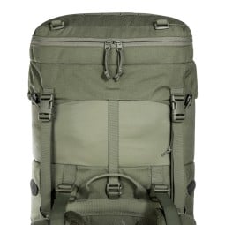 Tasmanian Tiger Base Pack 75 Rucksack Detailansicht höher gesetztes Deckelfach