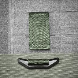 Detailansicht Befestigungsschlaufe der Tasmanian Tiger W-Pouch A5 WR Stone Grey Olive