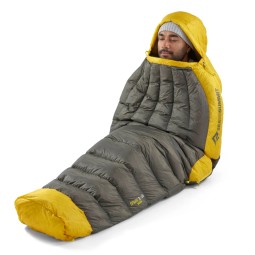 Sea to Summit Spark -1C Daunenschlafsack eignet sich gut zum Sitzen