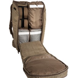 Tasmanian Tiger Modular Pack 30 IRR beispielhafte Innenansicht mit mitgelieferten Kletttaschen und Waffenhalter