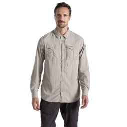 Craghoppers NosiLife Adventure Langarmshirt III Parchment von Model getragen Frontansicht