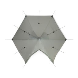 Liteway Scout Tarp Ultra von oben betrachtet mit beiden Eingängen geöffnet