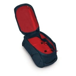 Osprey Farpoint 40 Reiserucksack geöffnet mit Innenkompression