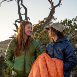 Enlightened Equipment Torrid Jacket Damen im Einsatz