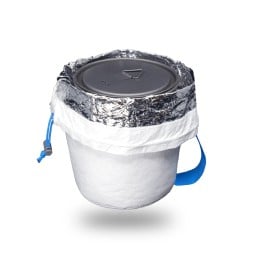 Gossamer Gear Pot Pocket mit Topf darin (nicht enthalten)