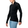 Woolpower Zip Turtleneck Lite von weiblichem Model getragen