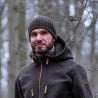 Waldkauz Merino Wollmütze Hiasl draußen im Einsatz