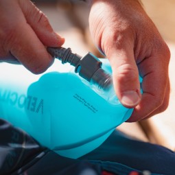 HydraPak Velocity 2L Trinksystem mit einfacher Schlauchbefestigung