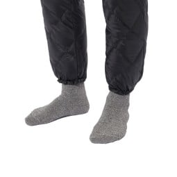 Montbell Superior Down Pants Detailansicht Beinabschluss