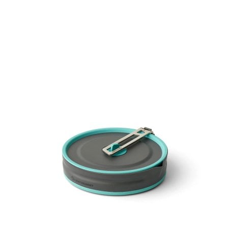 Sea to Summit Frontier UL Collapsible Pouring Pot eingeklappt
