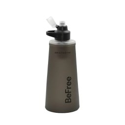 Katadyn BeFree Wasserfilter AC 1L Schwarz mit geöffneter Kappe des Trinkdeckels und Silikon Mundstück