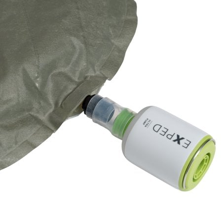 Exped Ultra Pump mit Adapter bei anderen Isomattenmarken verwendet