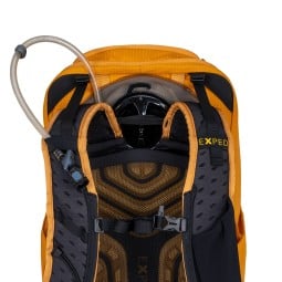 Vorrichtung für Trinksysteme am Exped Skyline 30 Tagesrucksack
