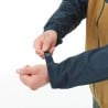 Montbell Thunder Pass Jacket Regenjacke Graphite Ocher mit verstellbaren Ärmelbündchen