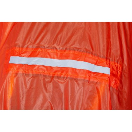 Detailansicht Reflektorstreifen am Exped Bike + Hike Poncho