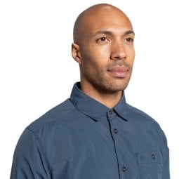 Detailansicht Kragen am Craghoppers NosiLife Nuoro Langarmshirt II Blue Stone Herren Hemd